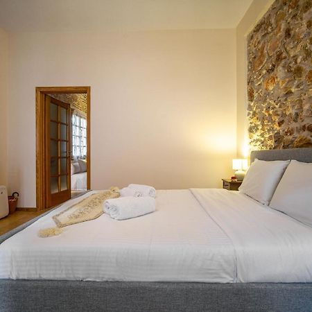 Luxurious Villa At Mets Athens Exterior photo