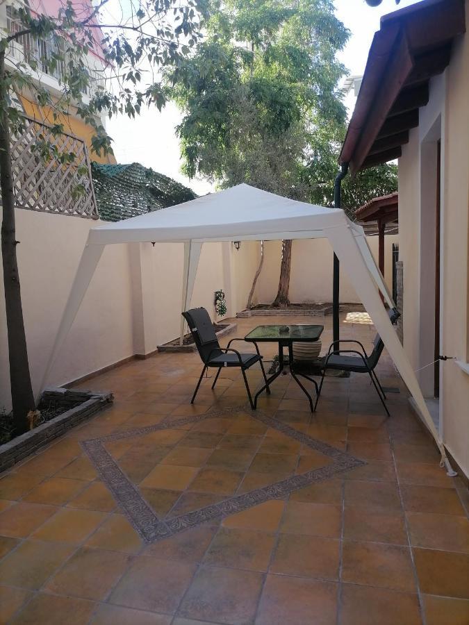 Luxurious Villa At Mets Athens Exterior photo