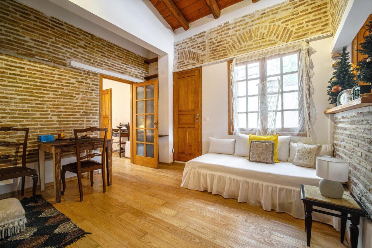 Luxurious Villa At Mets Athens Exterior photo