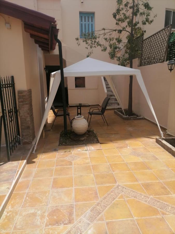 Luxurious Villa At Mets Athens Exterior photo